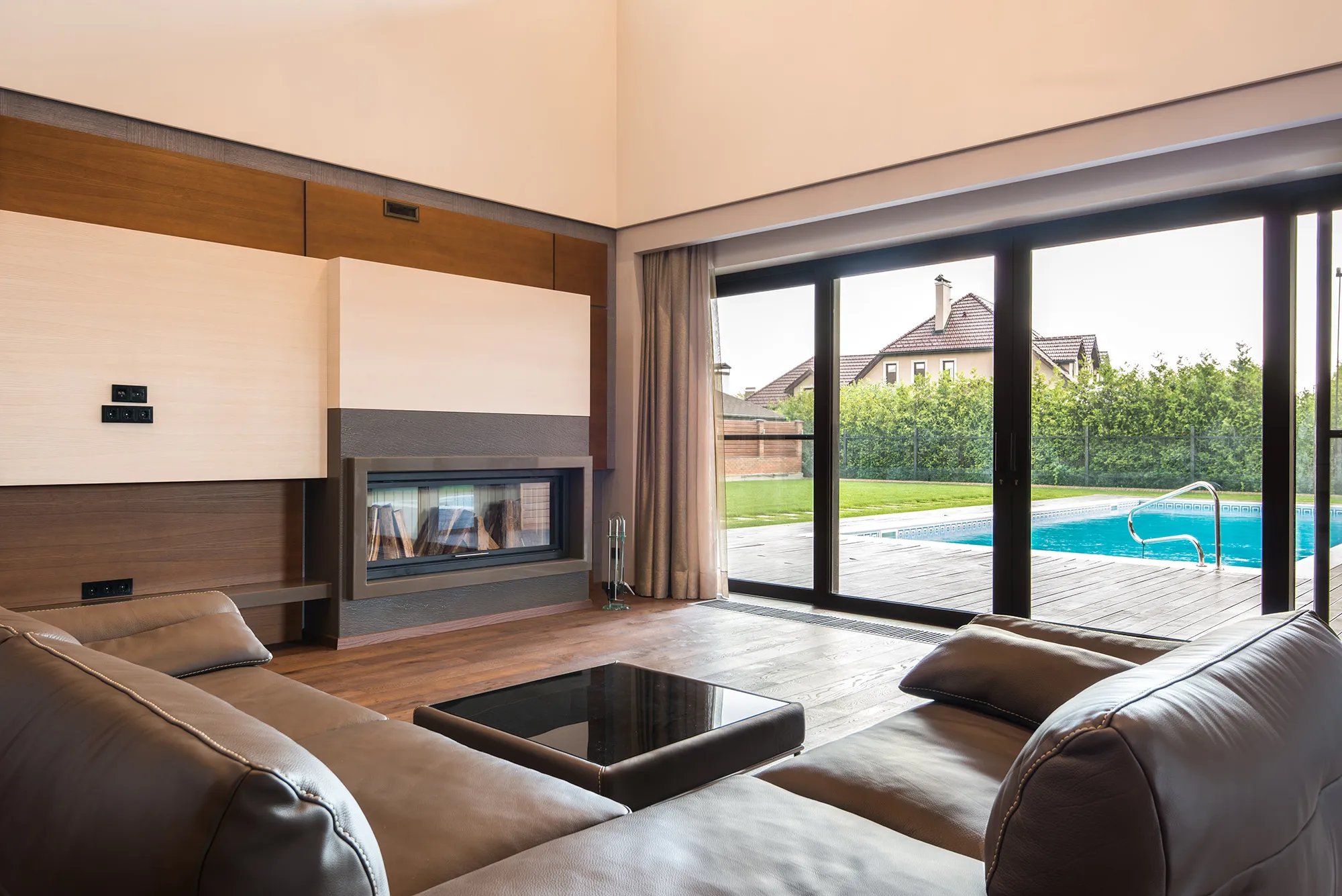 3D Render of The Shell Cabin featuring a curved roof and floor-to-ceiling glass walls.